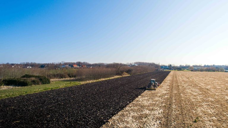 Dijkshoorn Bovenover ploegen